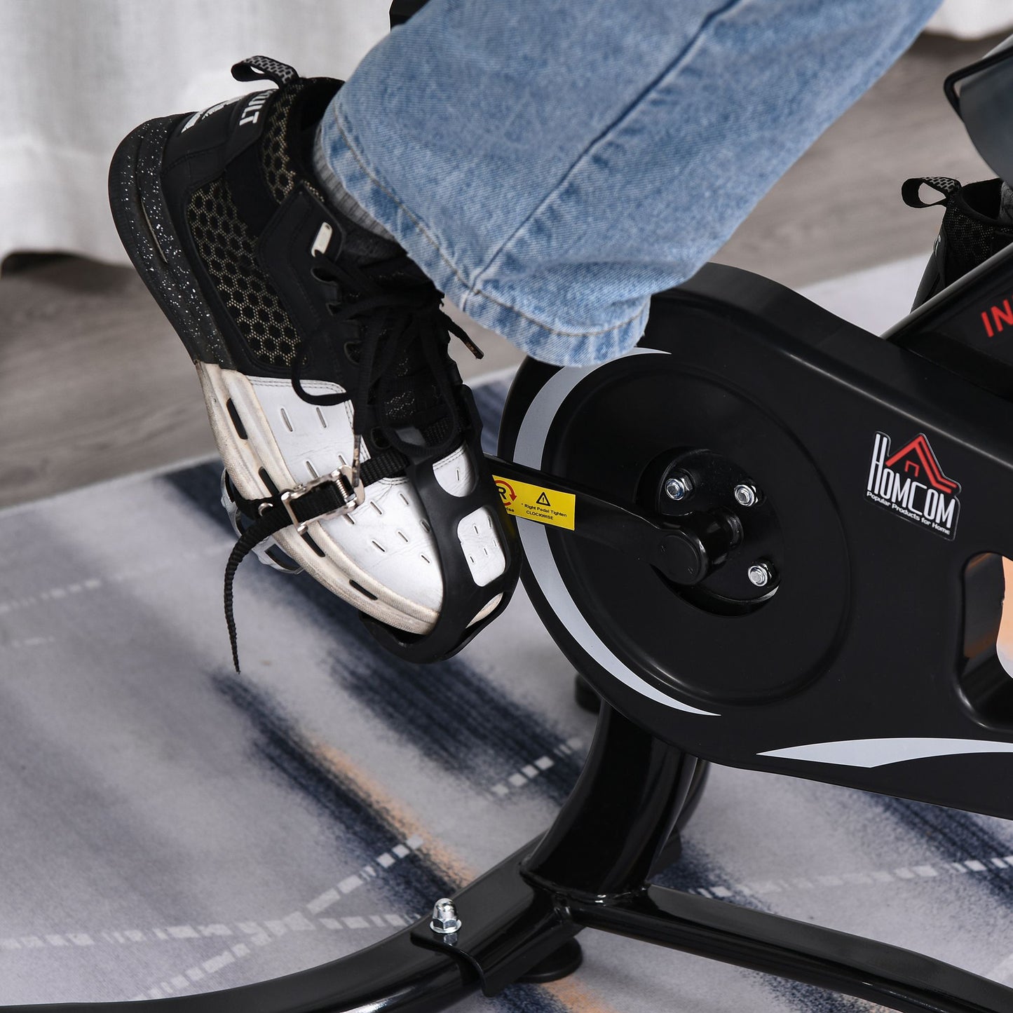 HOMCOM Indoor Stationary Exercise Bike 6kg Flywheel Fitness Cardio Workout Bke Trainer for Home Gym w/ Adjustable Resistance LCD Monitor Pad and Bottle Holder
